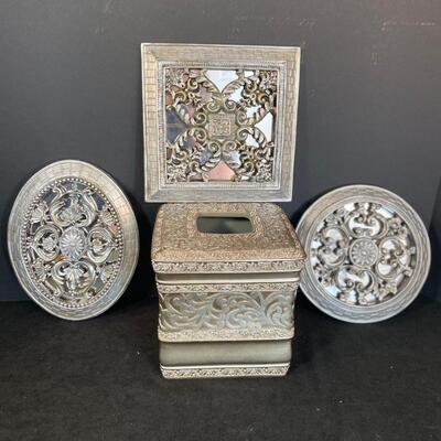 Lot 24 Tissue Holder with Wall Plaques