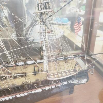 AMAZING LARGE ENCASED MODEL USS CONSTITUTION SHIP