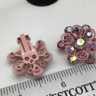 Beautiful Pink Icy Rhinestone Earrings