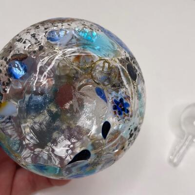 Perfume bottle