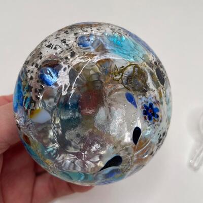 Perfume bottle