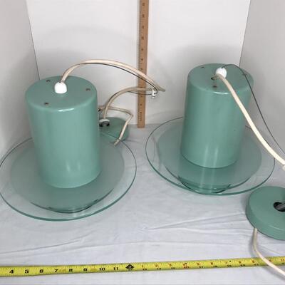 MCM LIGHT GREEN LIGHTS