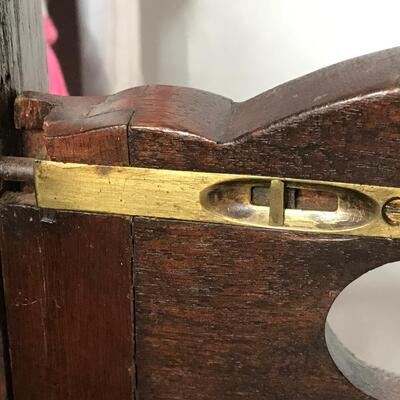 Maghogany Crib from 1880 with new custom mattress