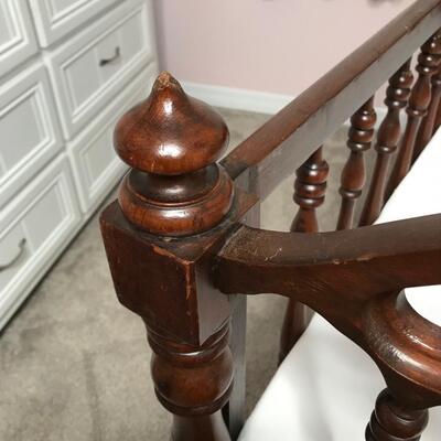 Maghogany Crib from 1880 with new custom mattress