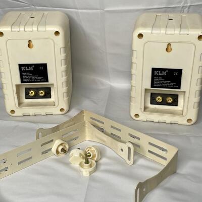 2 KLM Speakers with brackets
