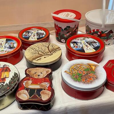 Vintage Tins and Tubs Lot