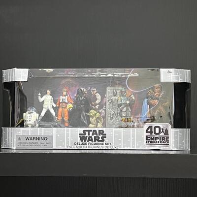 DISNEY ~ Star Wars ~ Deluxe Figurine Set