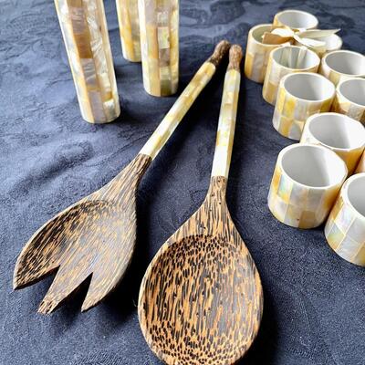 LOT 72  MOTHER OF PEARL TABLE SERVICE SALT & PEPPER SALAD SET NAPKIN RINGS BALI