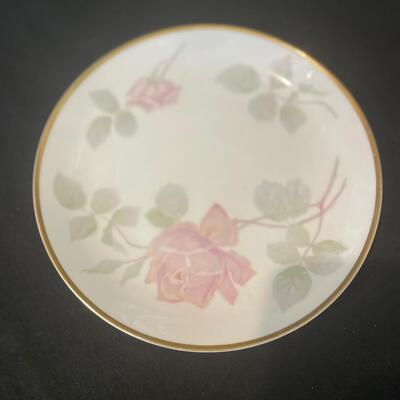 Lot 54 Vintage International Porcelain Plate Lot