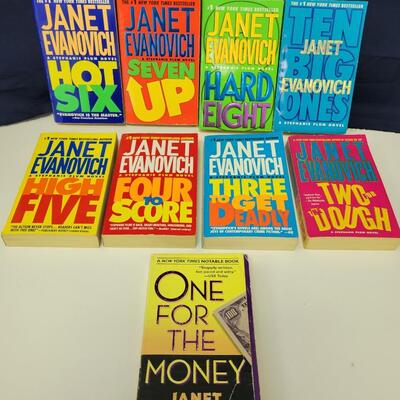 Janet Evanovich Paperback Book Lot