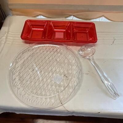 Misc. Plastic Serving Lot