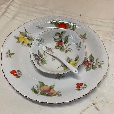 Andrea by Sadek Fine Porcelain 3 Piece Party Server