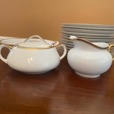 Lot 59 Miscellaneous China