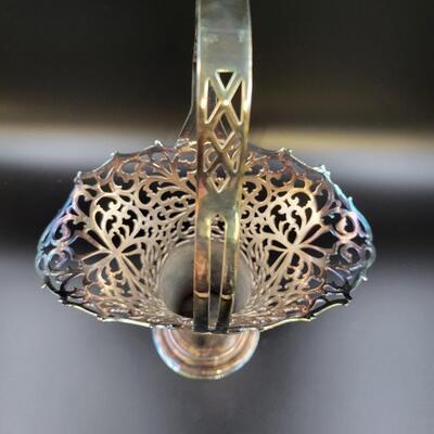 ANTIQUE SILVERPLATE FILIGREE HANDLED BASKET BY KNICKERBOCKER SILVER CO.