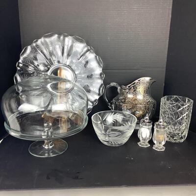 D1011 Lot of 7 Crystal Serving Pieces