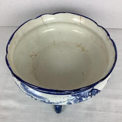 D1012 Vintage Stoke on Trent and German Porcelain Reticulated Bowls