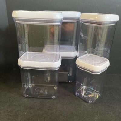 Lot 80 OXO Good Grips containers