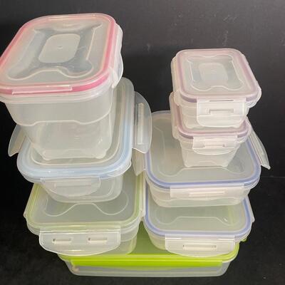 Lot 86 Plastic Storage containers