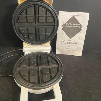Lot 90 Sunbeam Waffle Maker