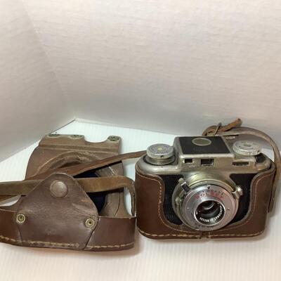 Lot. E -  1064. Vintage Bolsey, Wollensak Anastigmat Lens Camera & Viontage Weston Master II Exposure Meter & Vintage Gossen Lunasix 3...