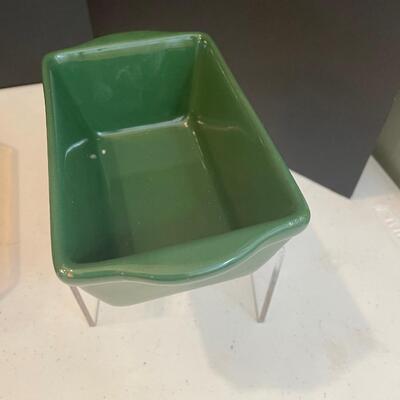 Lot 96 Glass Baking Pans