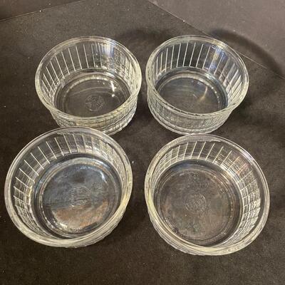 Lot 116 Small bowls and Ramekins