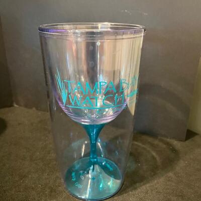 Lot 120 Assorted Plastic Cups