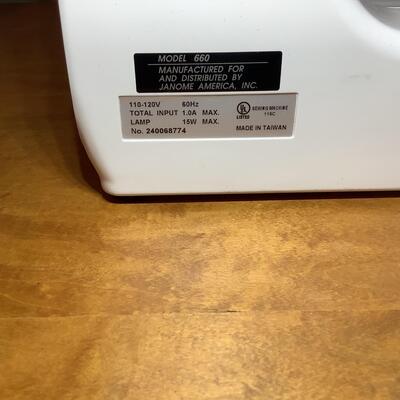 Lot E - 1072. Janome Jem Gold Sewing Machine Model 660