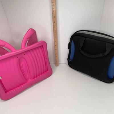 iPad Protector Cover and Zipper Bag for holding Ipad