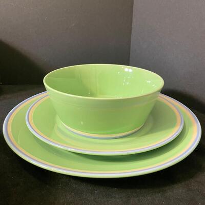 129 Royal Doulton "Colors" Dinnerware