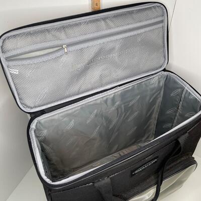 Art/Crafting Bag on Wheels