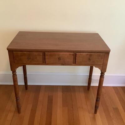 Lot C - 1130. Vintage Walter of Wabash Expandable Table ( three leaves included ) & Ethan Allen Arrowback Chair