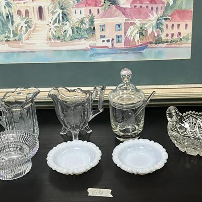 Various items of Crystals