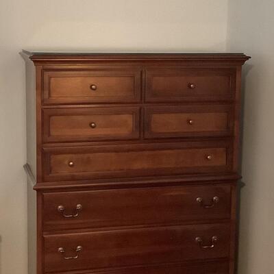 Lot. F - 1135. Vintage Sumter Cabinet Co. Glass-top Chest on Chest