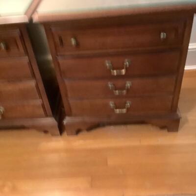 Lot. F - 1136. Pair of Vintage Sumter Cabinet Co. Glass-top Cherry Nightstands