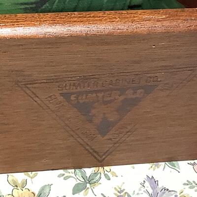 Lot. F - 1136. Pair of Vintage Sumter Cabinet Co. Glass-top Cherry Nightstands