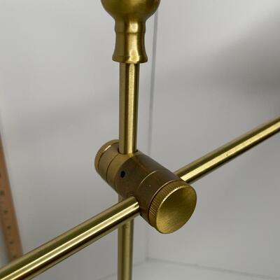 Adjustable brass lamp