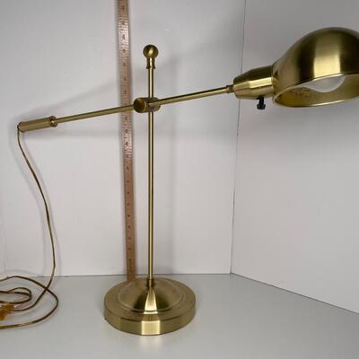 Adjustable brass lamp