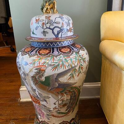 Tall vintage oriental Ginger jar w/lid - B. SEE DETAILS