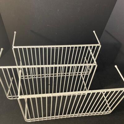 Lot 131 Organizing Shelves