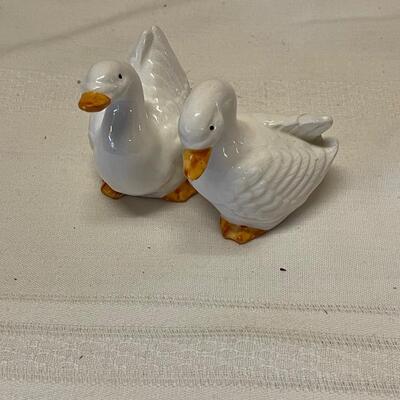 Cute Vintage Duck Salt and Pepper Shakers