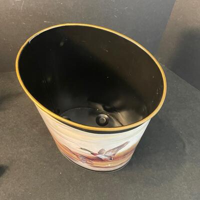 Lot 150 Assorted Duck Items