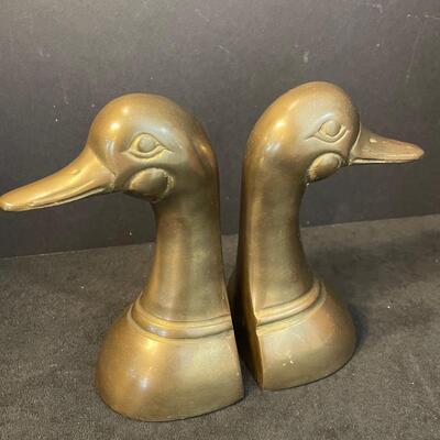 Lot 150 Assorted Duck Items