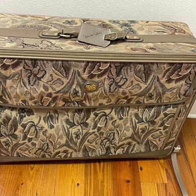 Vintage 4 Piece Floral Tapestry Luggage
