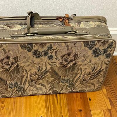 Vintage 4 Piece Floral Tapestry Luggage