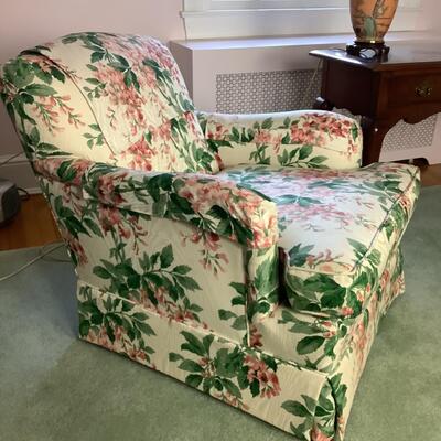 L1039 Vintage Upholstered Floral Armchair