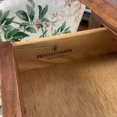 L1040 Vintage Pennsylvania House Cherry Console Table