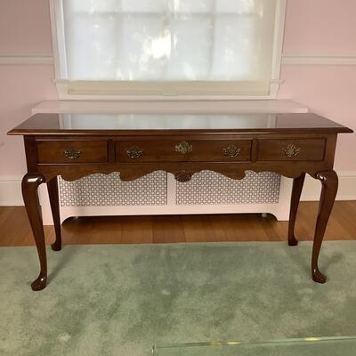 L1040 Vintage Pennsylvania House Cherry Console Table