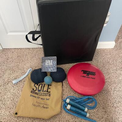 Exercise Gear - Vinyl Mat and Sole Engerizers