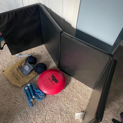 Exercise Gear - Vinyl Mat and Sole Engerizers